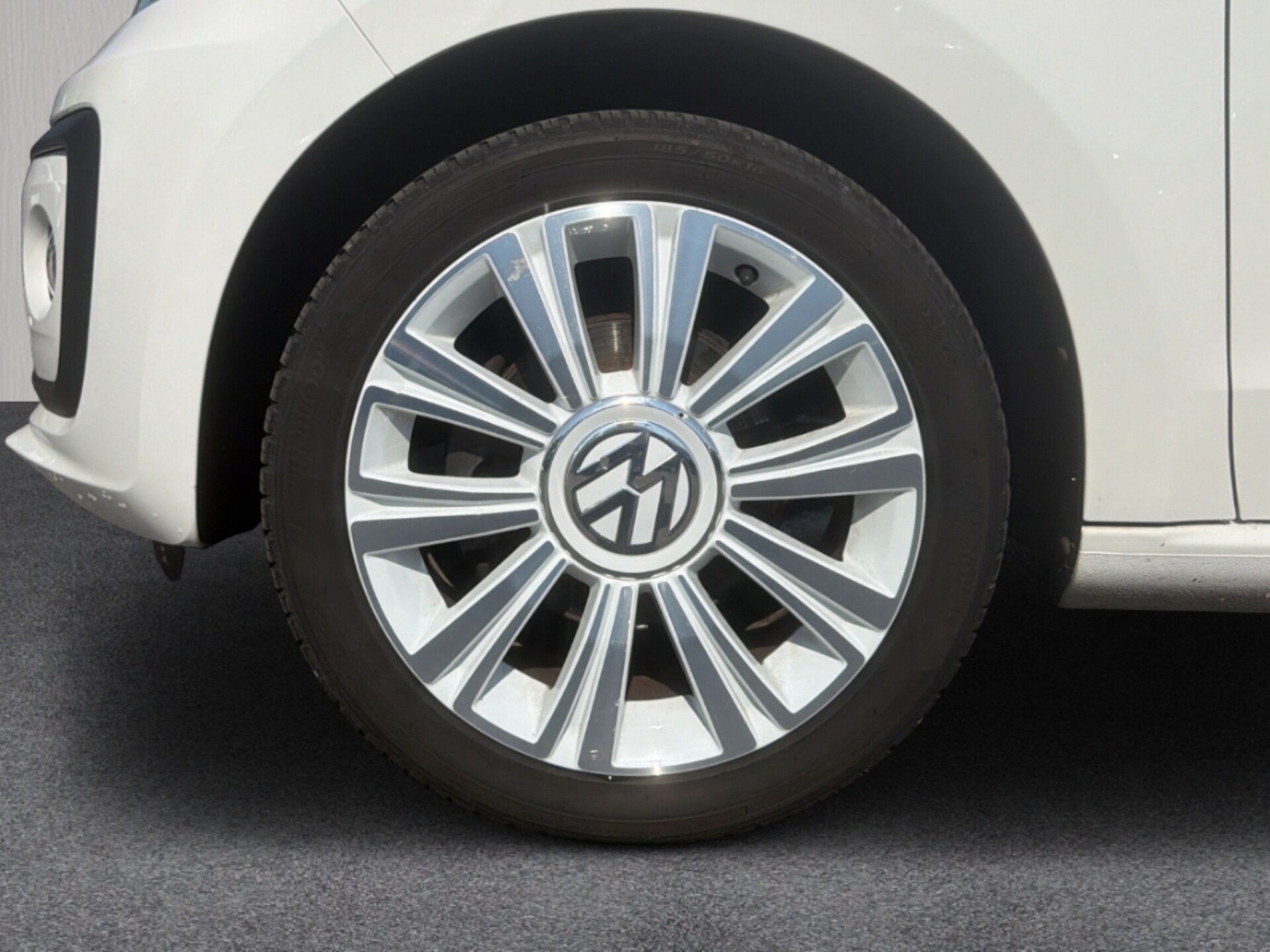 Volkswagen up! IQ.DRIVE