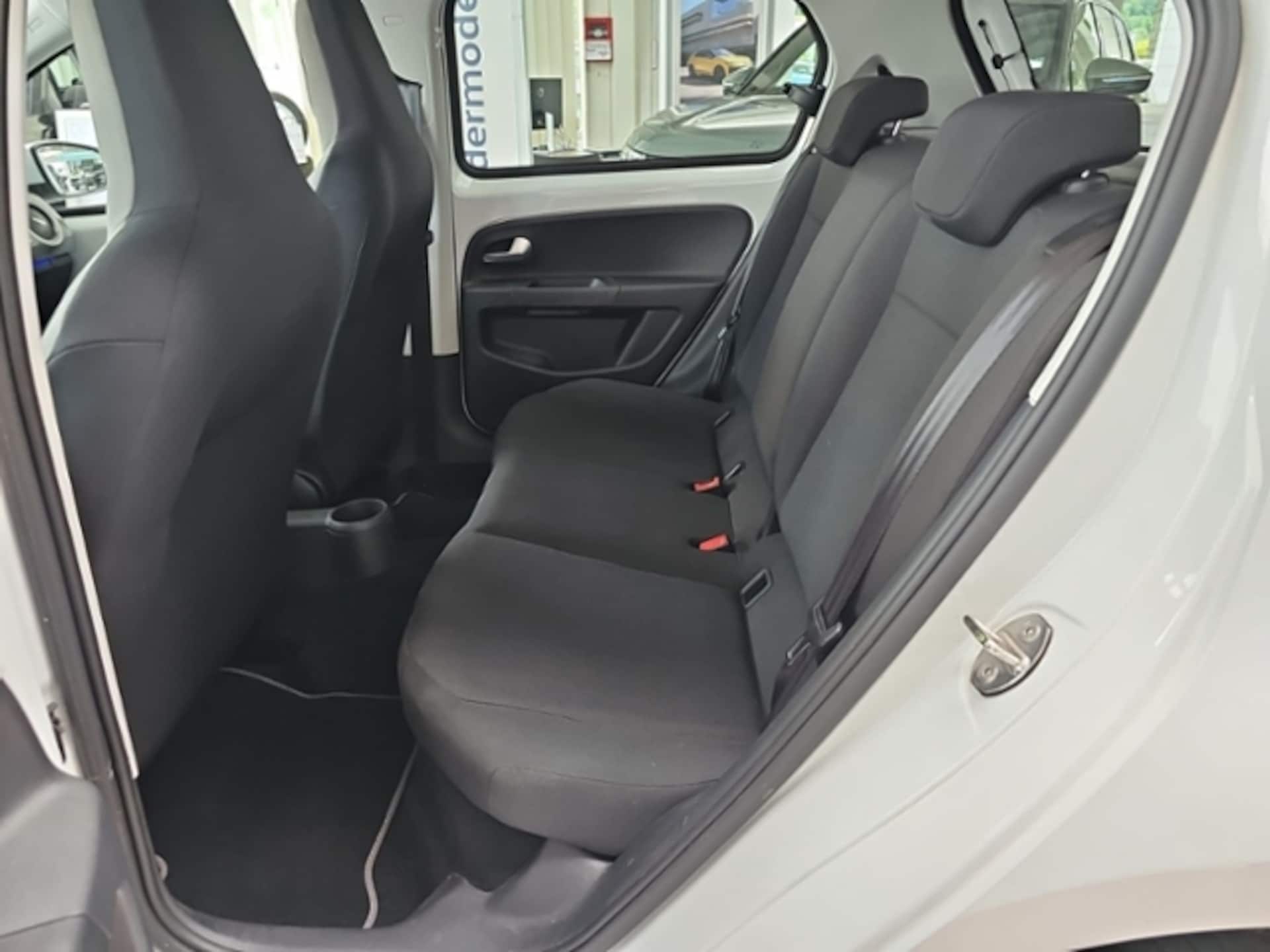 Volkswagen e-up! Style "Plus"