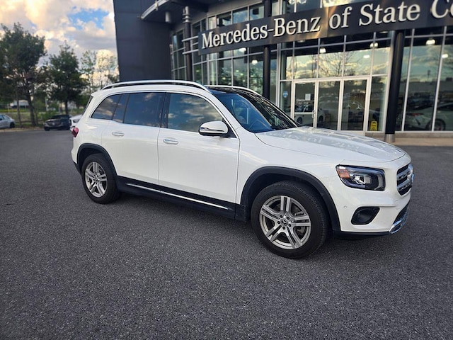 Photo of 2023 Mercedes-Benz GLB 250