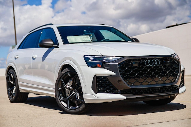 2026 Audi RS Q8 SUV performance