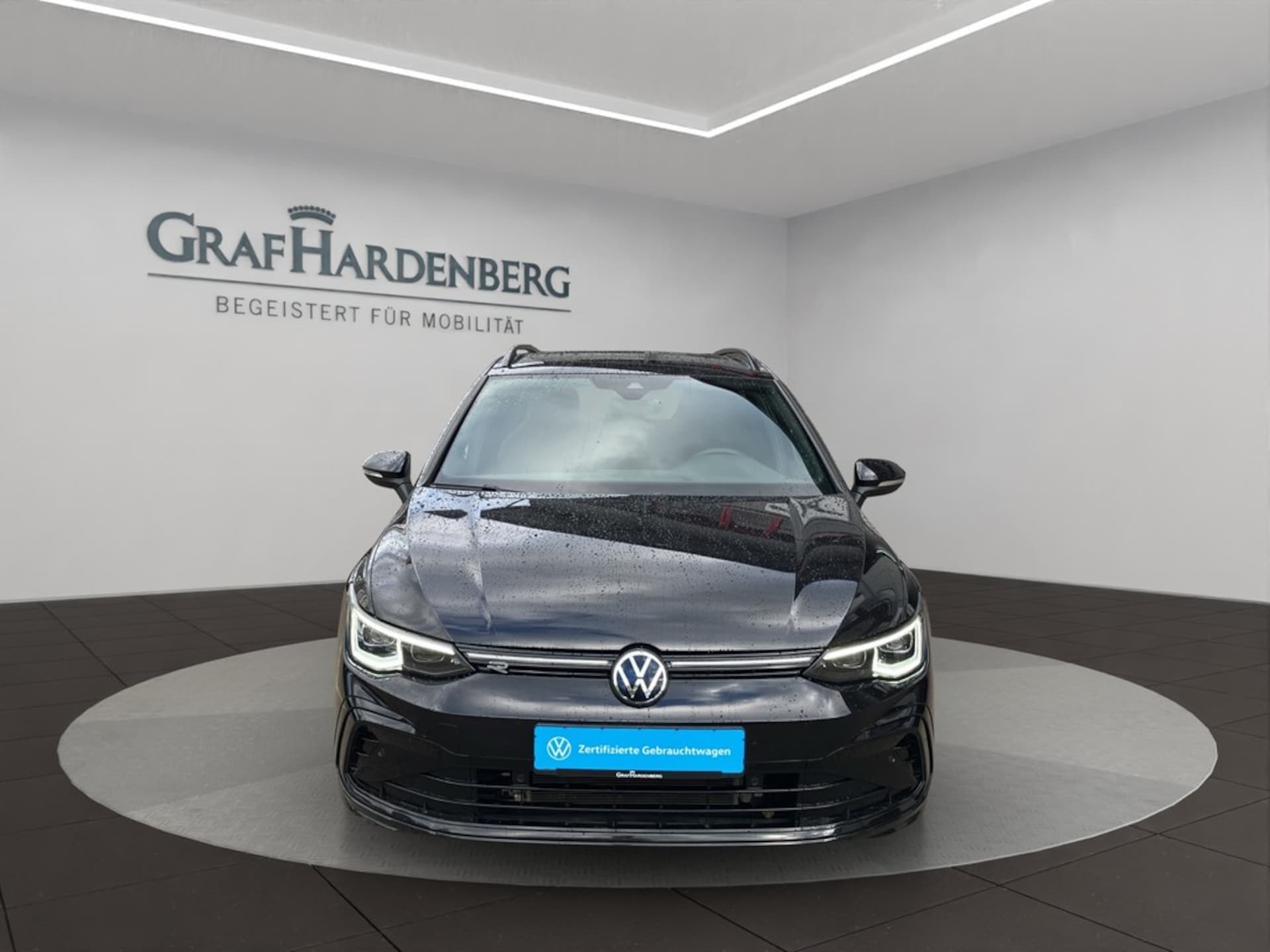 Volkswagen Golf Variant R-Line