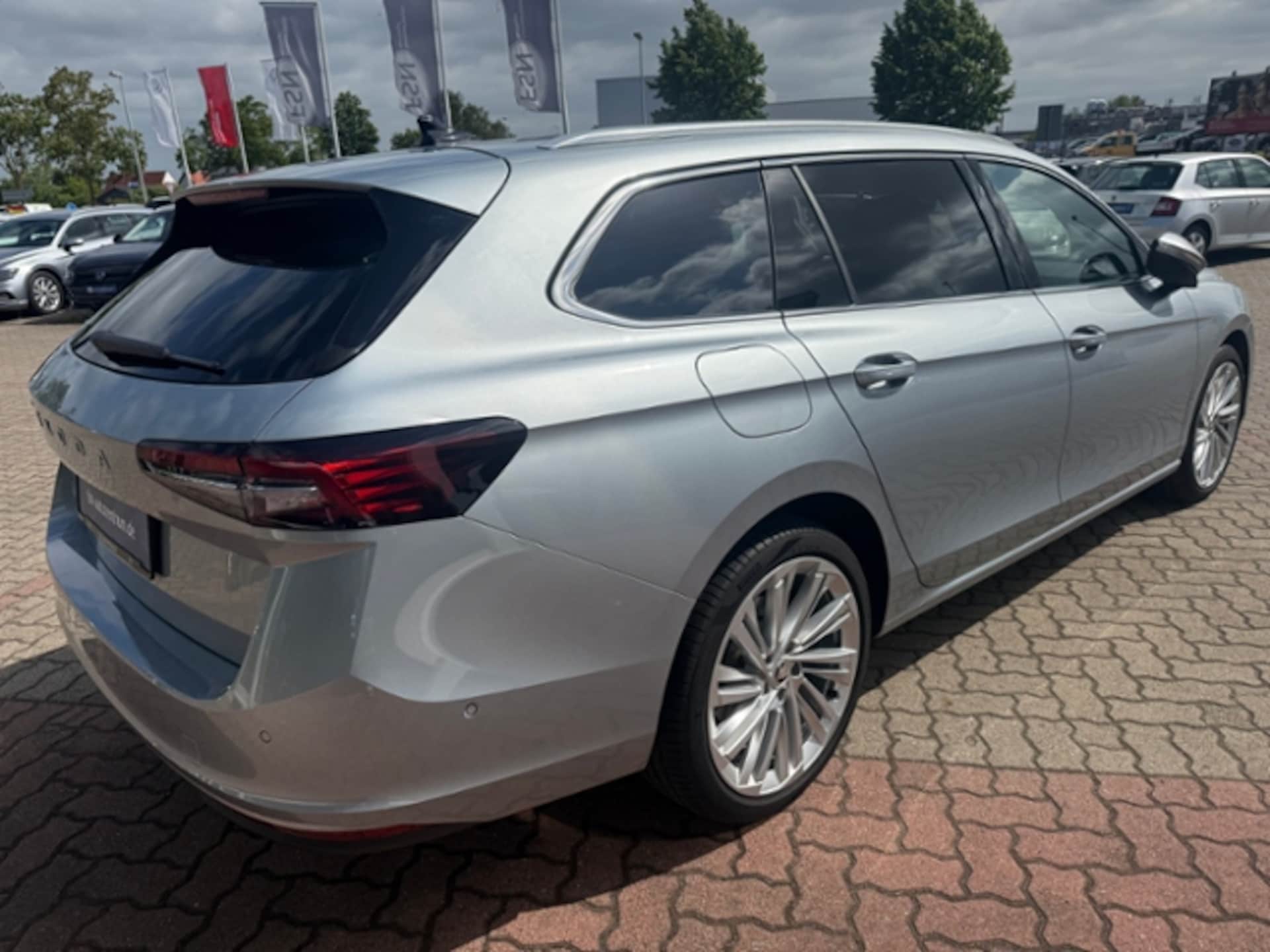 Skoda Superb Combi Laurin & Klement