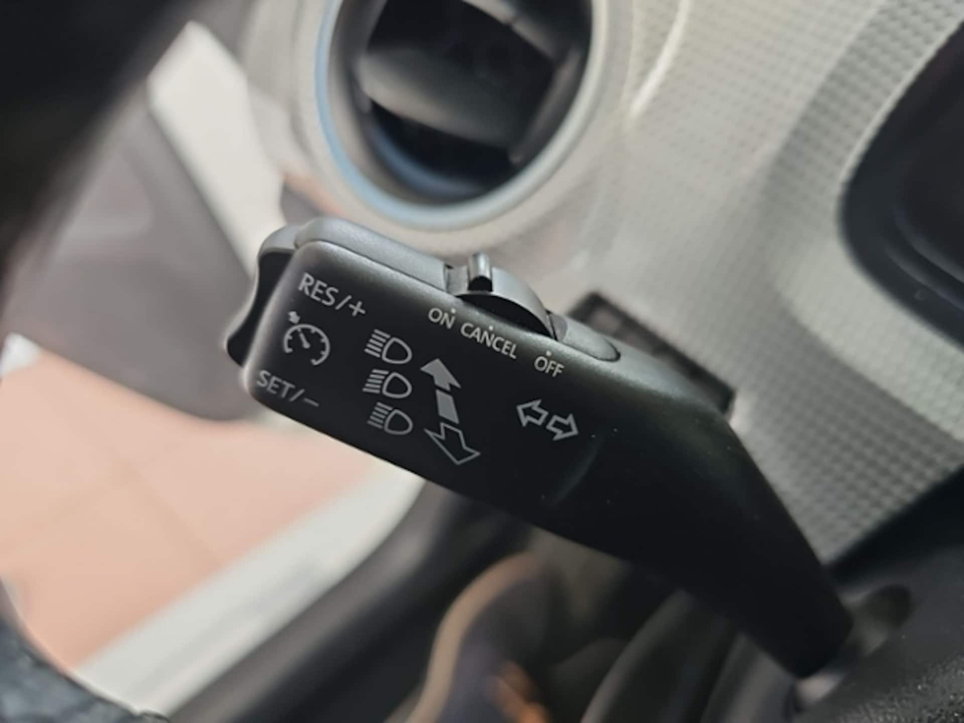 Volkswagen e-up! Style "Plus"