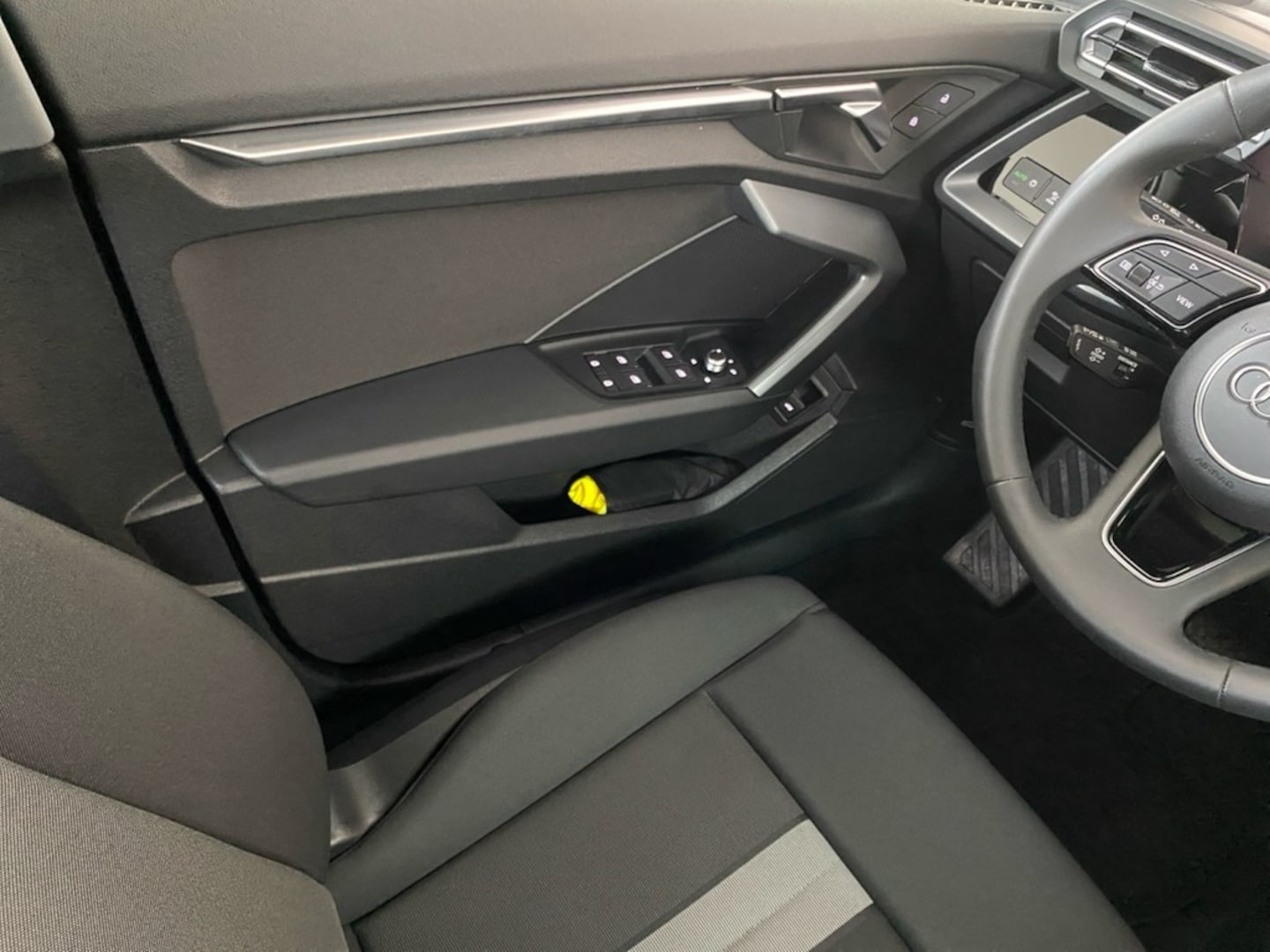 Bild über Audi A3 Limousine TFSI 110 kW S tronic - für weitere Informationen kontaktieren Sie den Audi Partner