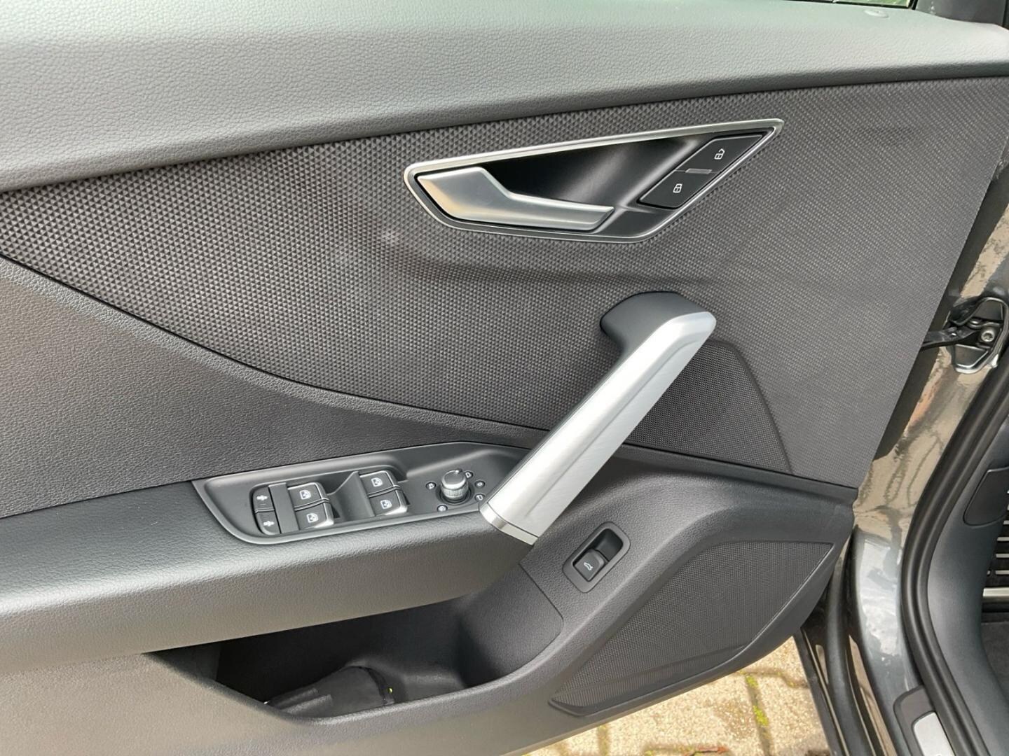 Bild über Audi Q2 S line 35 TFSI S tronic - für weitere Informationen kontaktieren Sie den Audi Partner