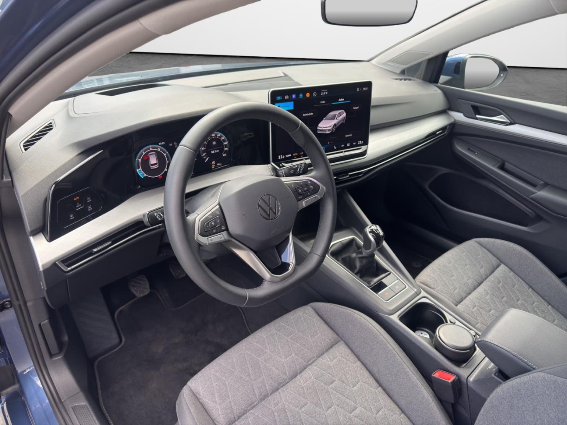 Volkswagen Golf Variant Life