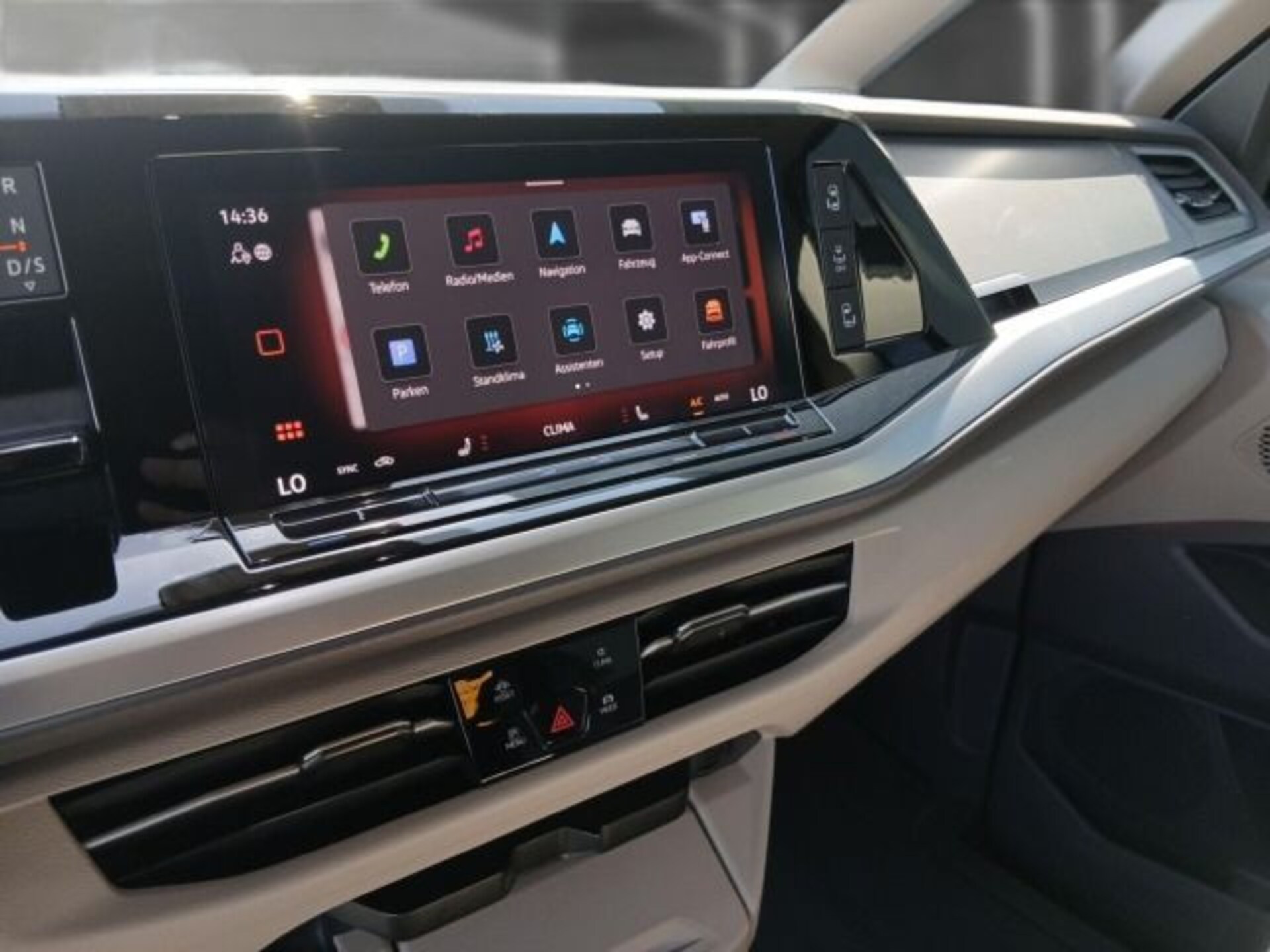 Volkswagen Multivan Life