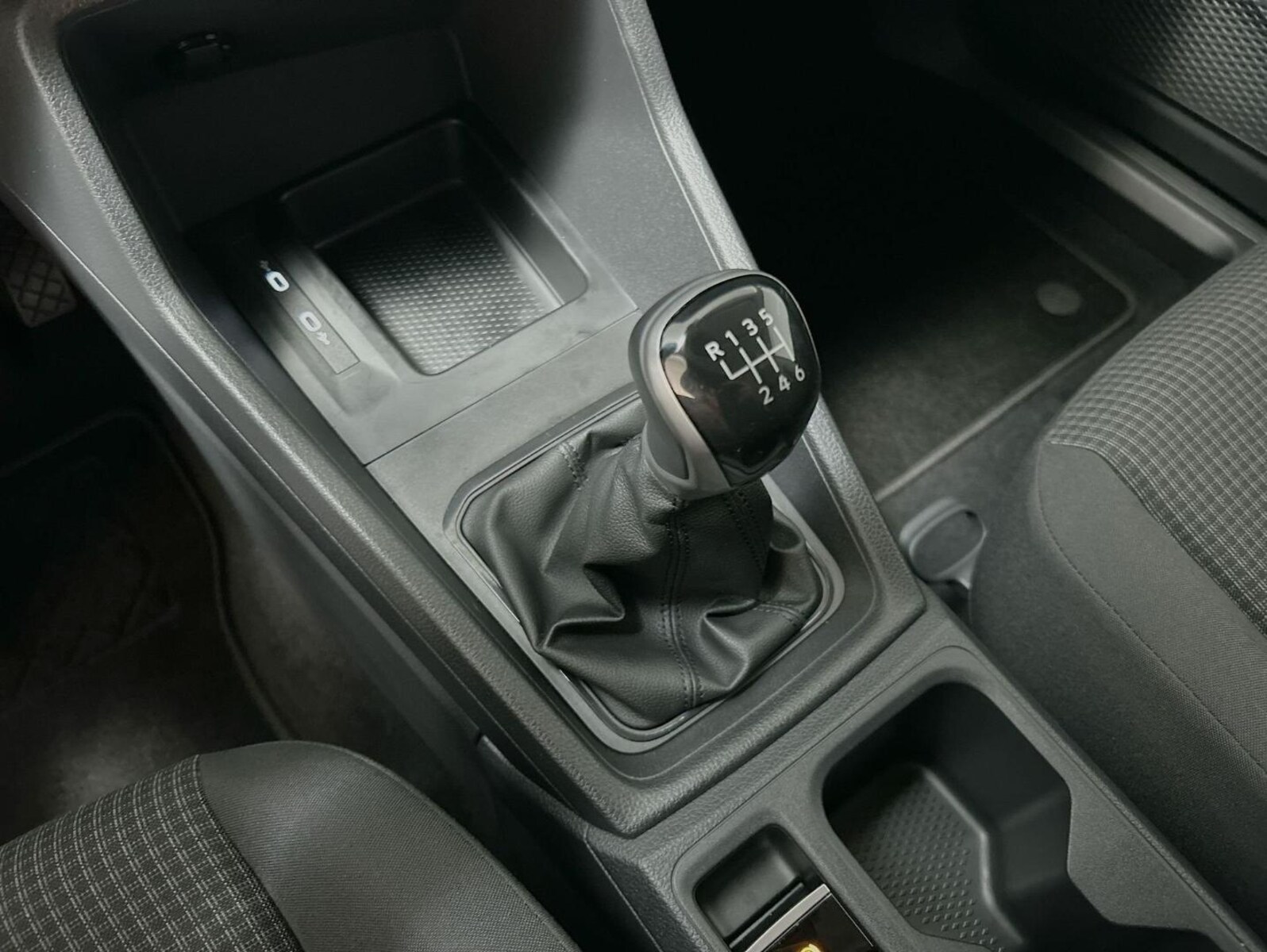 Volkswagen Caddy Maxi – Bild 17