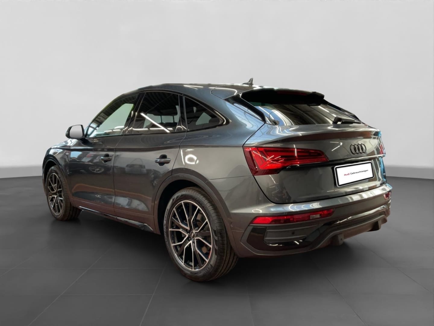 Bild über Audi Q5 Sportback 40 TFSI quattro S tronic - für weitere Informationen kontaktieren Sie den Audi Partner