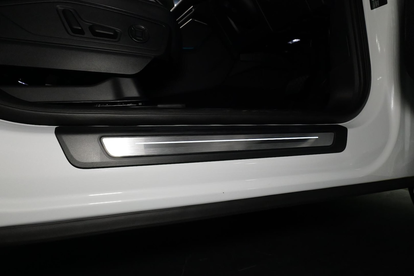 Image about Audi Q5 SUV TFSI 150 kW