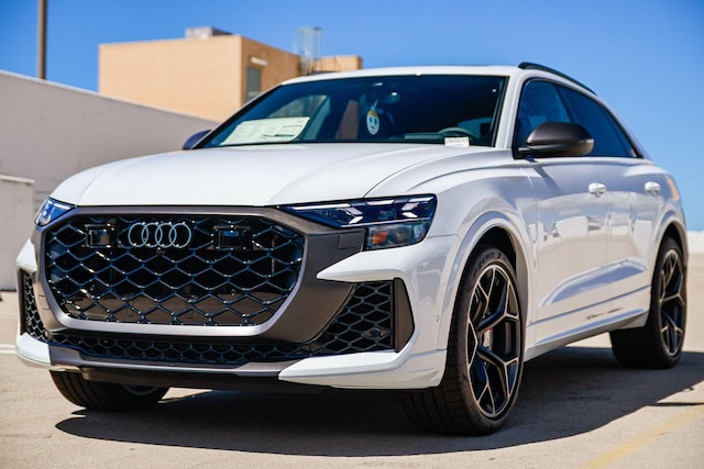 2026 Audi RS Q8 SUV performance