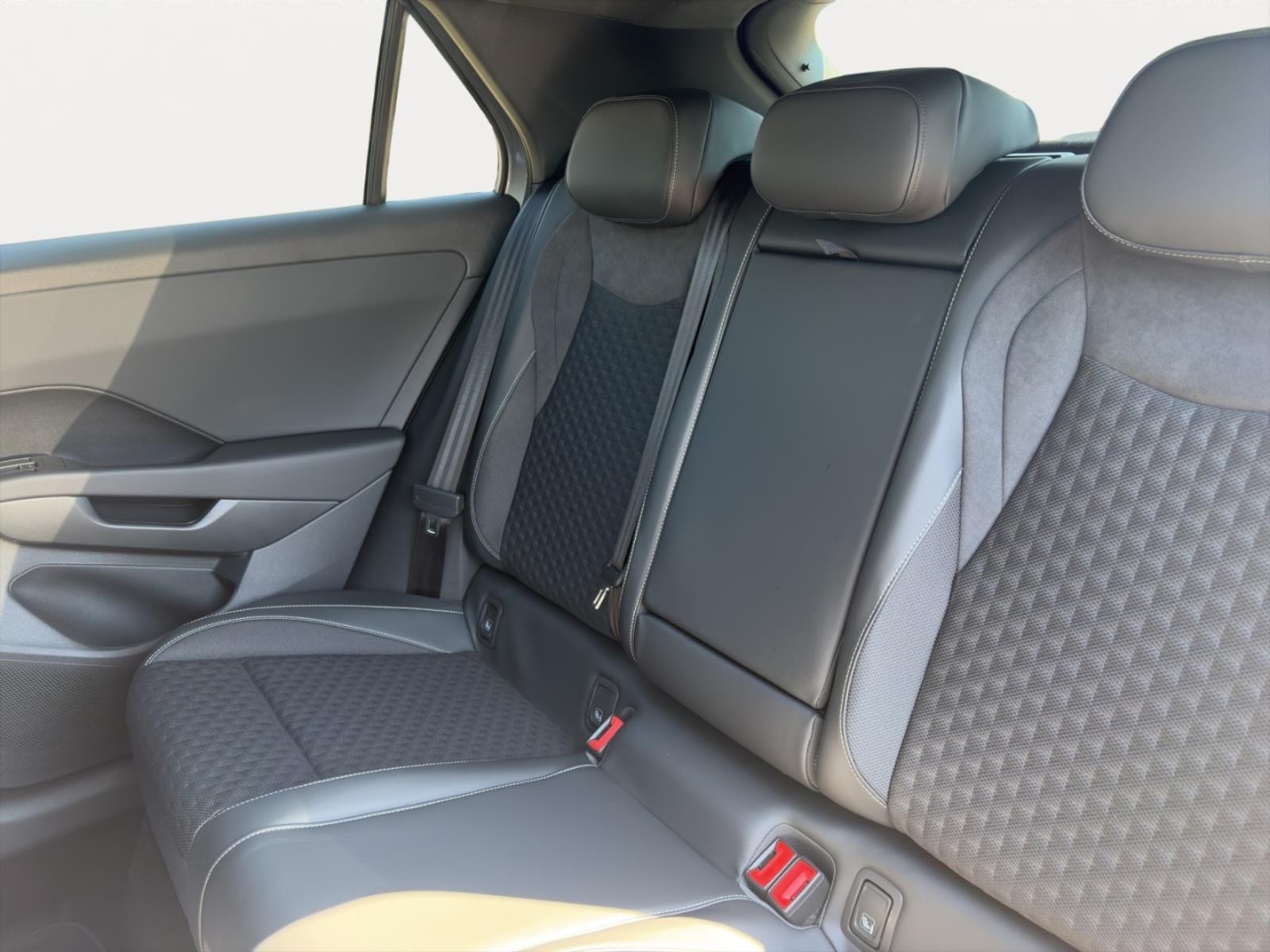 Volkswagen T-Roc – Bild 12