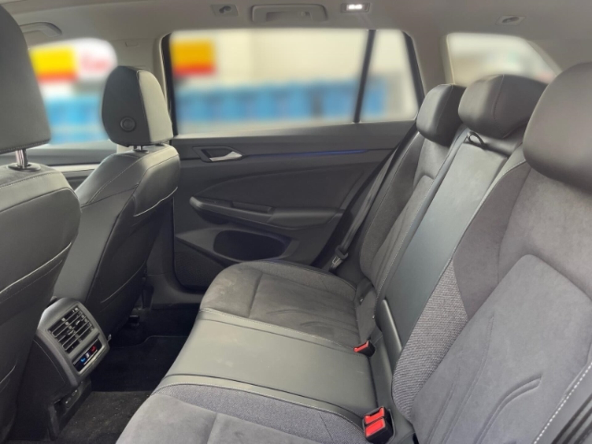Volkswagen Golf Variant Style