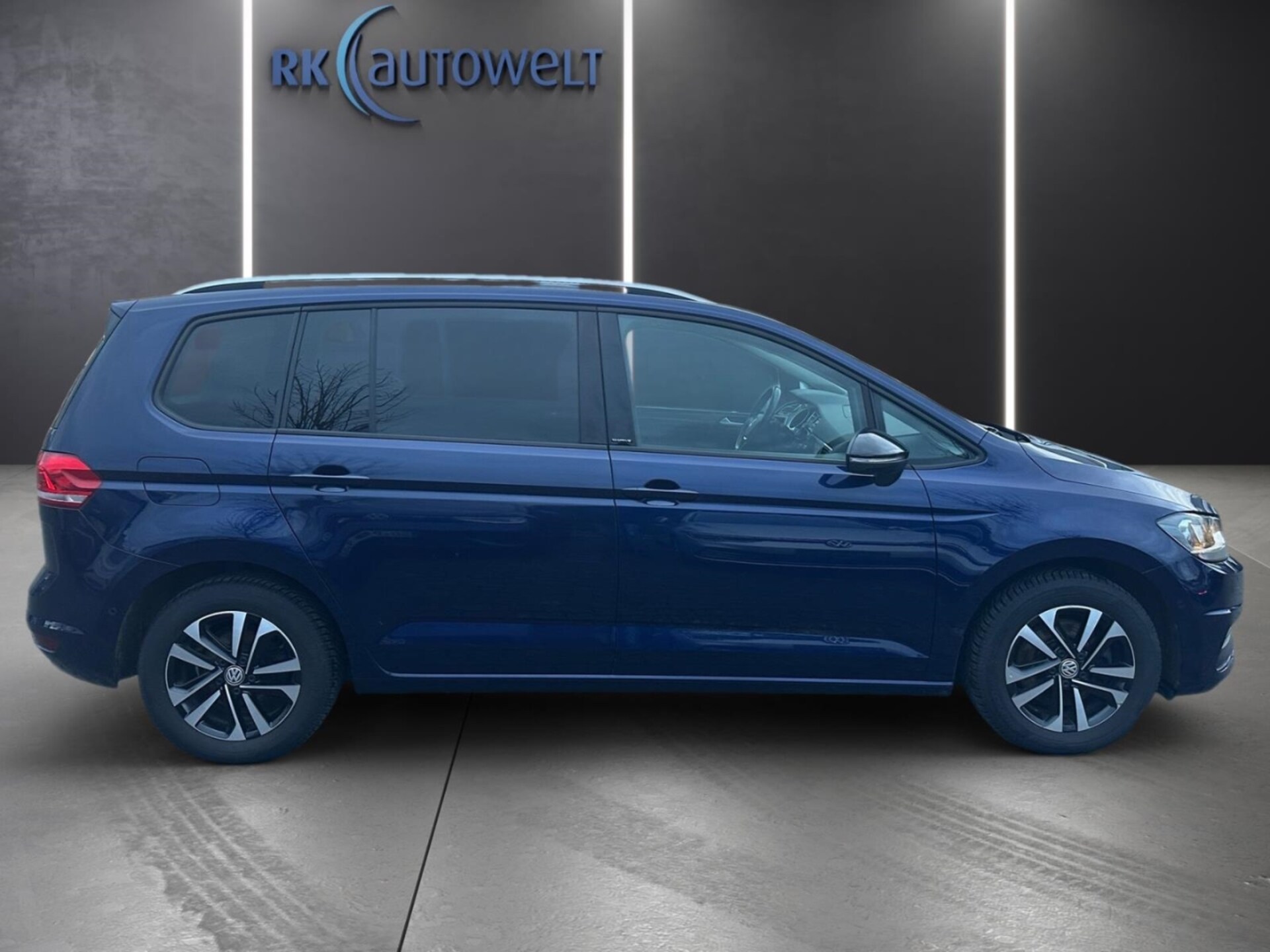 Volkswagen Touran IQ.DRIVE