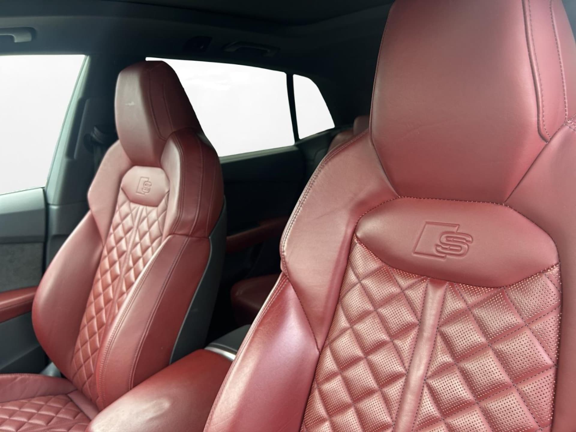 Audi SQ8 SUV