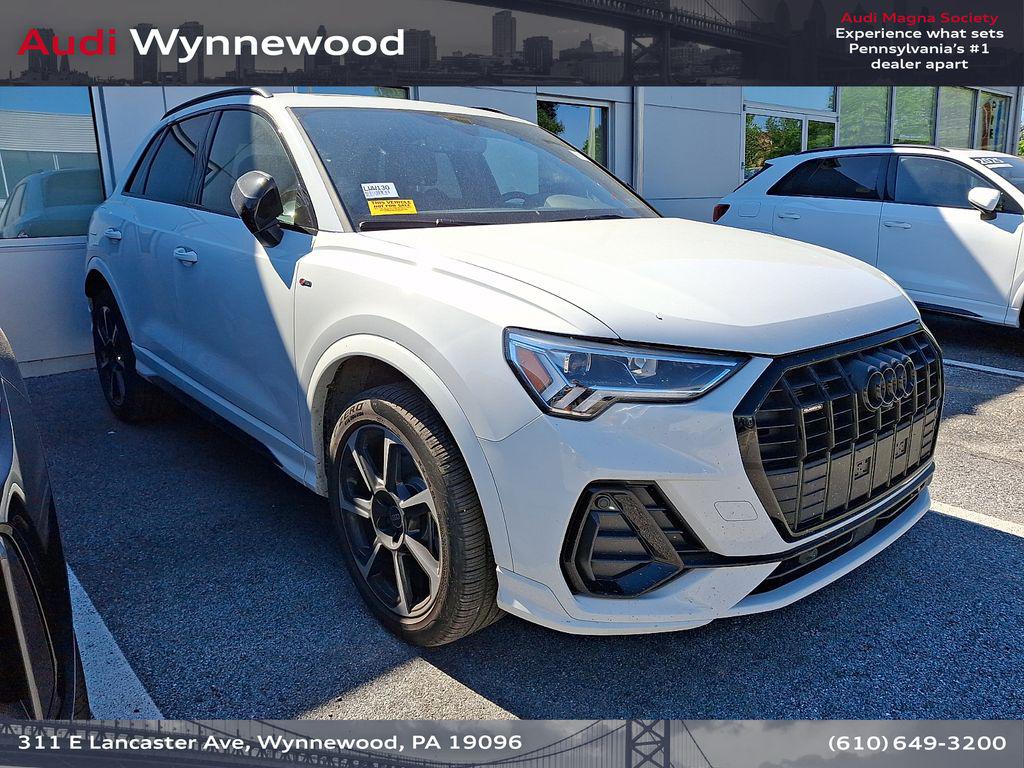 2025 Audi Q3 45 TFSI S Line Premium Plus quattro's photo
