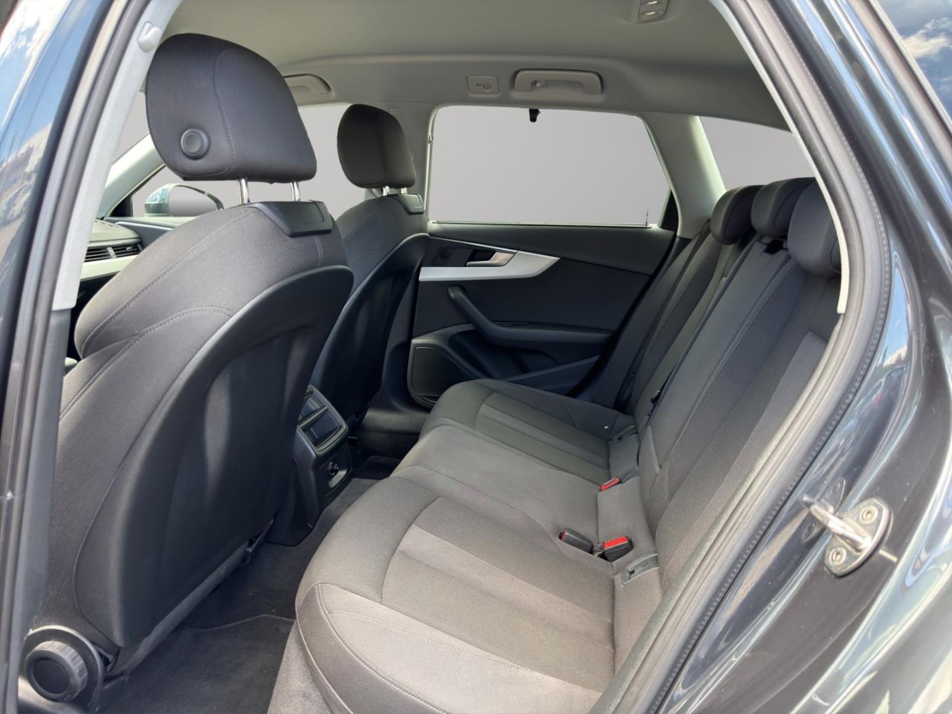 Audi A4 Avant Advanced