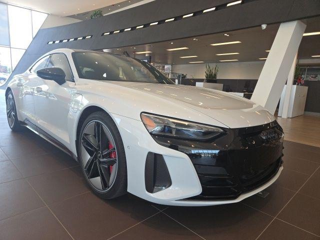 Photo of 2022 Audi RS e-tron GT