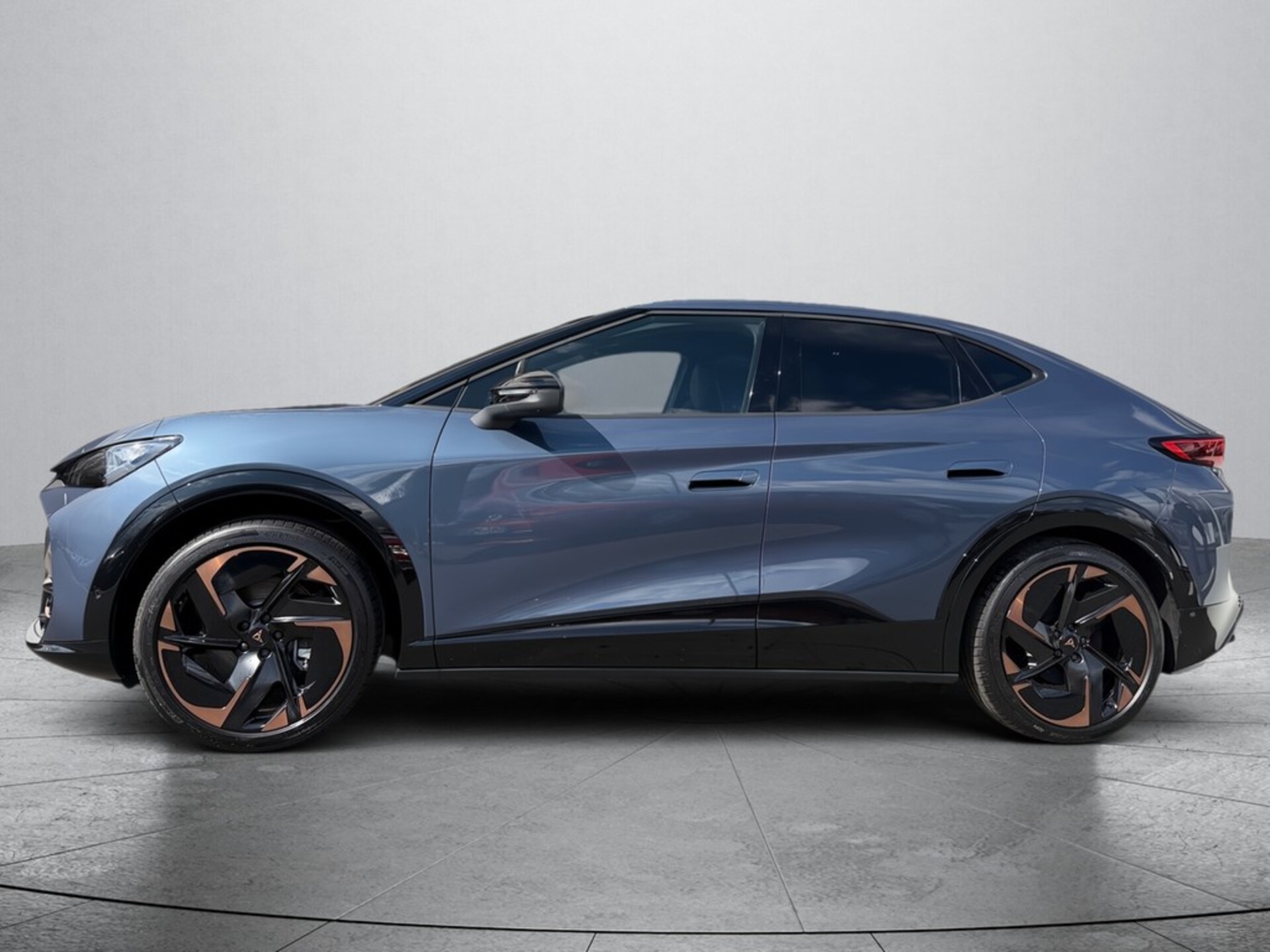 CUPRA Tavascan VZ