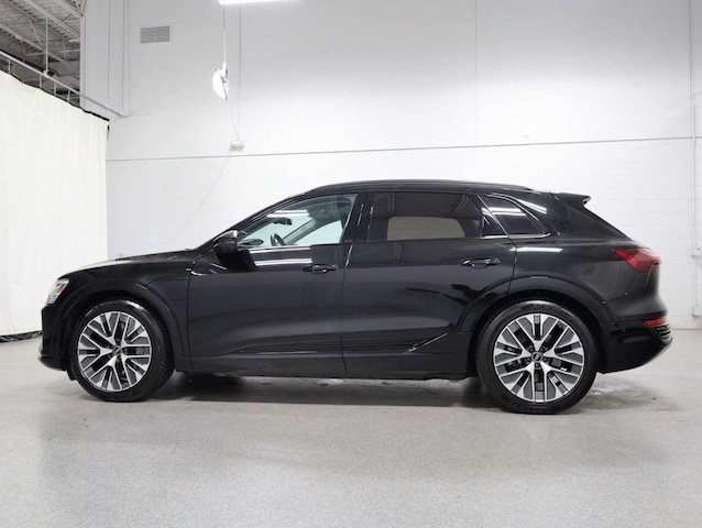 2024 Audi Q8 e-tron