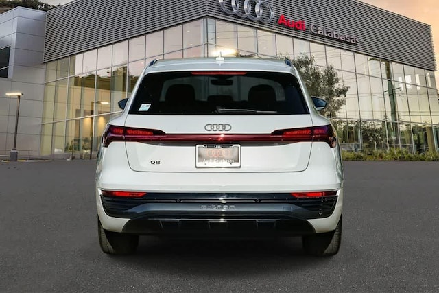 2024 Audi Q8 e-tron