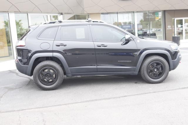 Used 2019 Jeep Cherokee Trailhawk with VIN 1C4PJMBX9KD199591 for sale in Meridian charter Township, MI