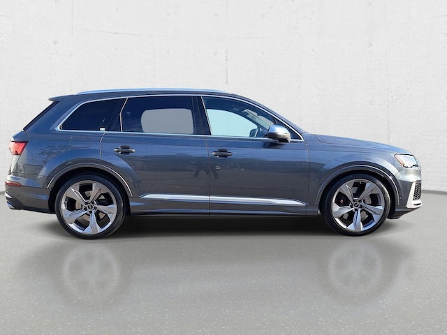2024 Audi SQ7