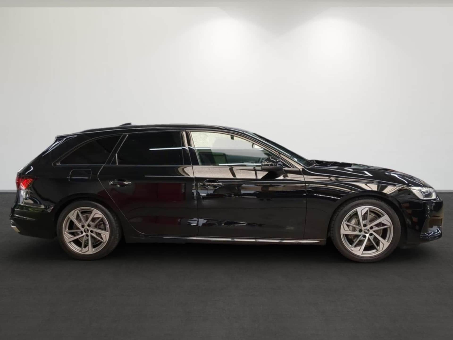 Audi A4 Avant Advanced