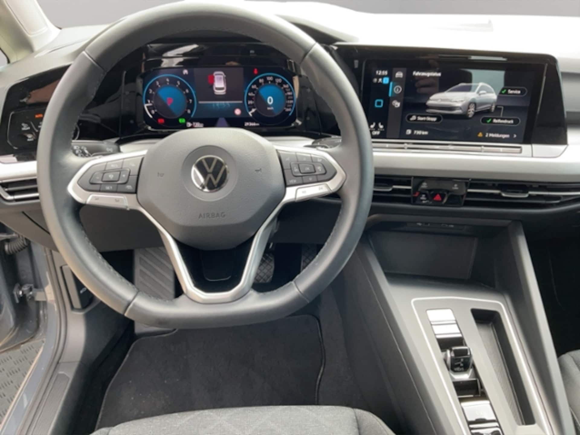 Volkswagen Golf Variant Life