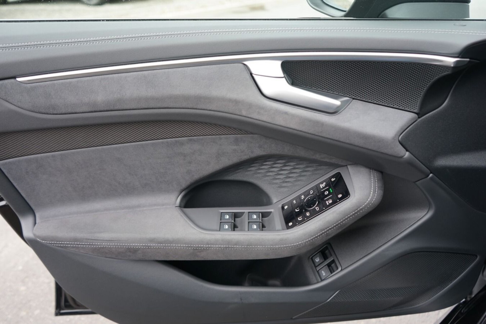 Audi A6 Limousine e-hybrid edition one