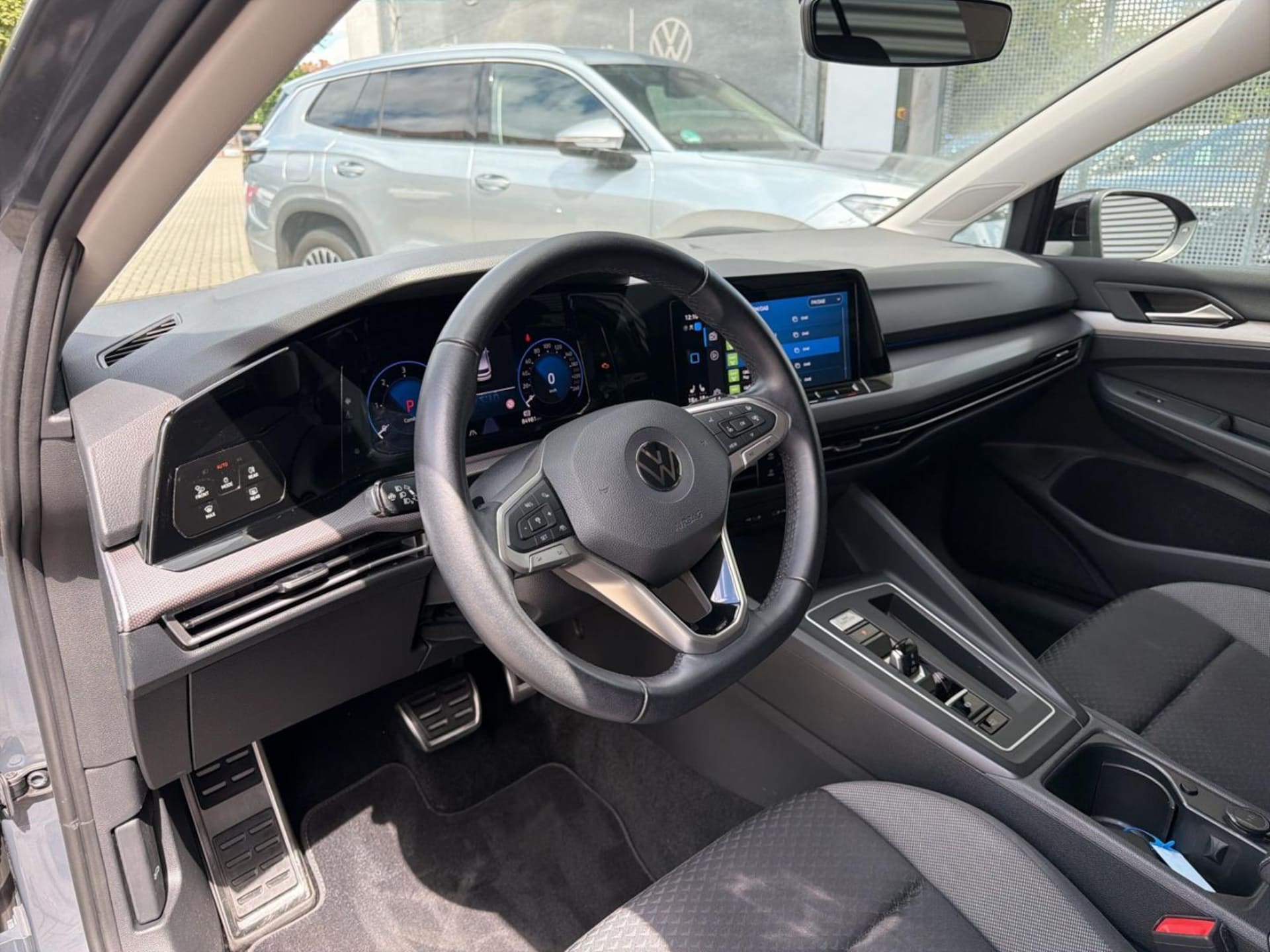 Volkswagen Golf Active