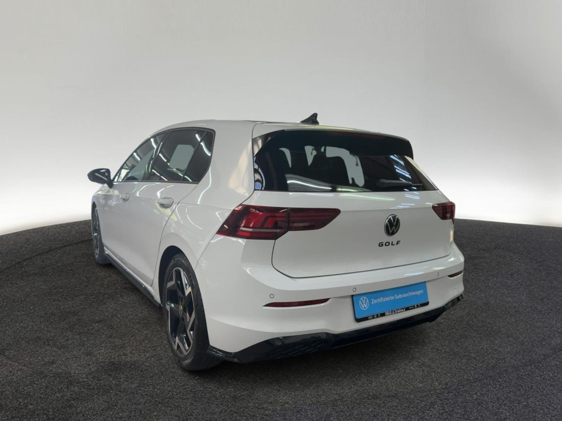 Volkswagen Golf R-Line