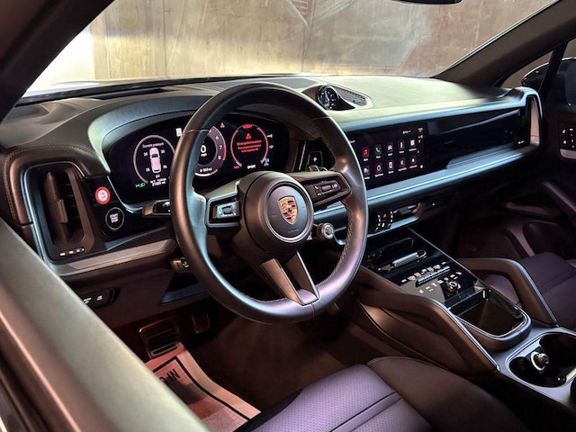 2024 Porsche Cayenne