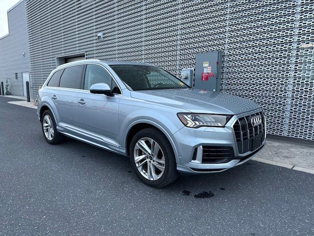 Photo of 2023 Audi Q7 
