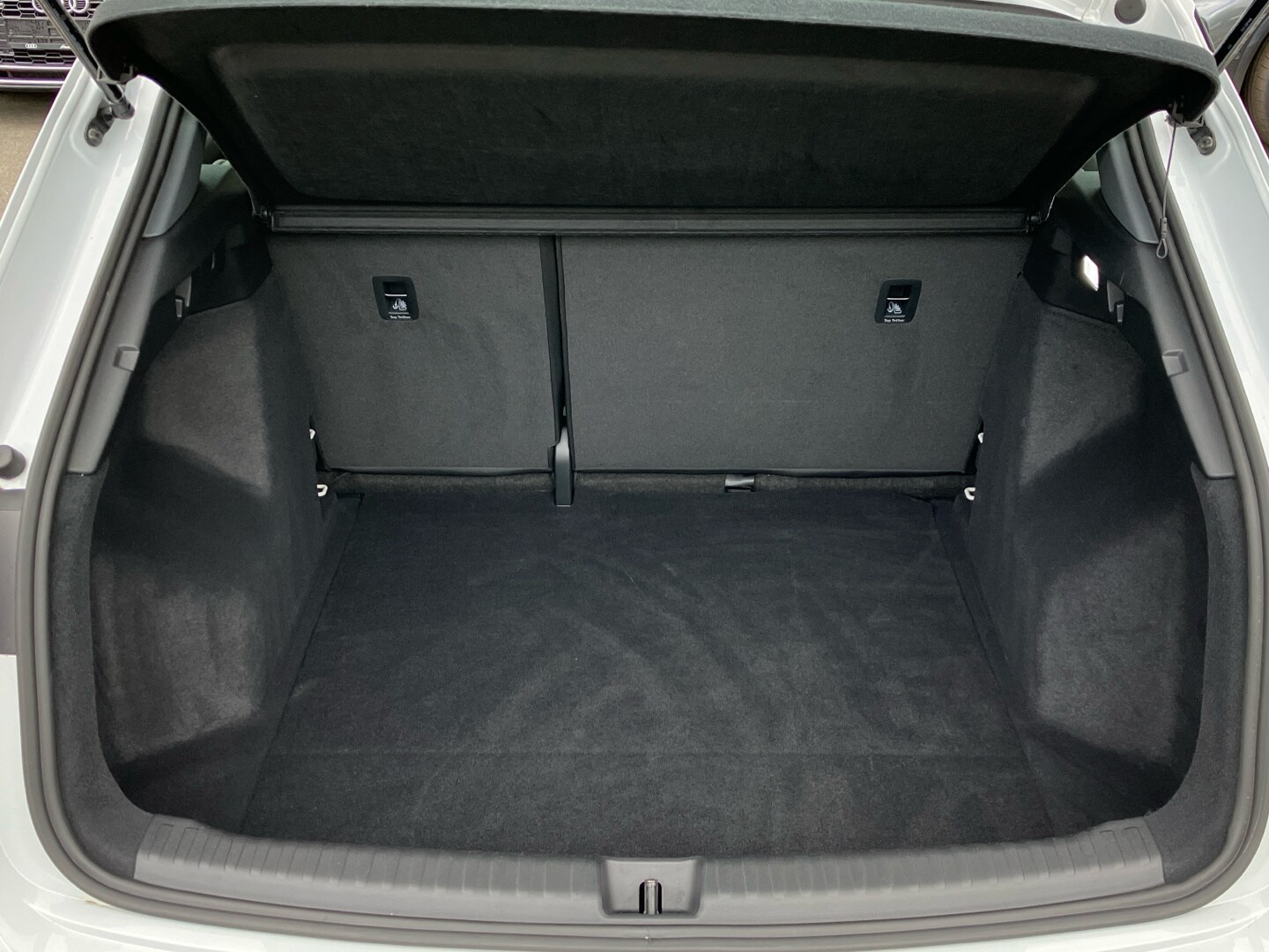 Image about Audi Q4 e-tron 40 e-tron