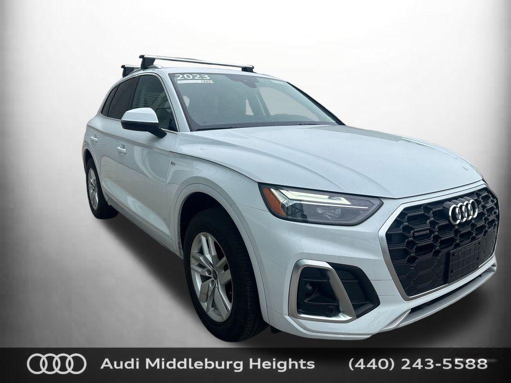2023 Audi Q5 45 Premium's photo
