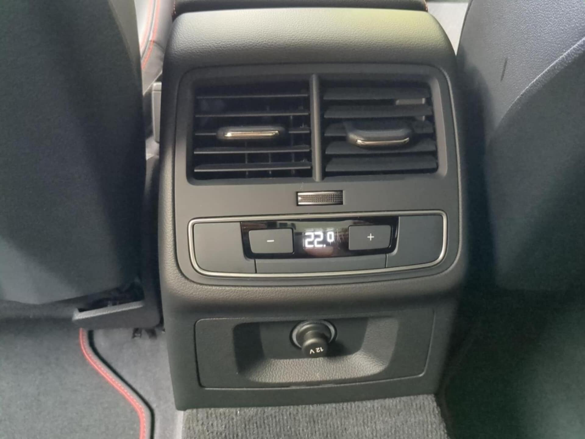 Audi A4 Avant S line