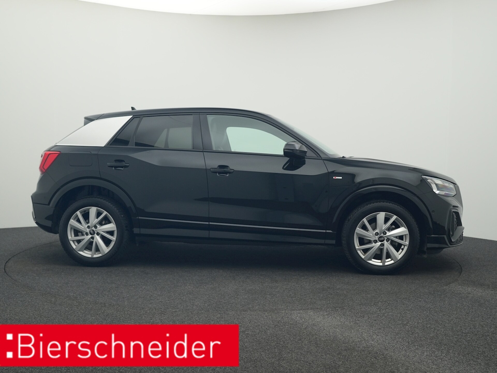 Audi Q2 S line