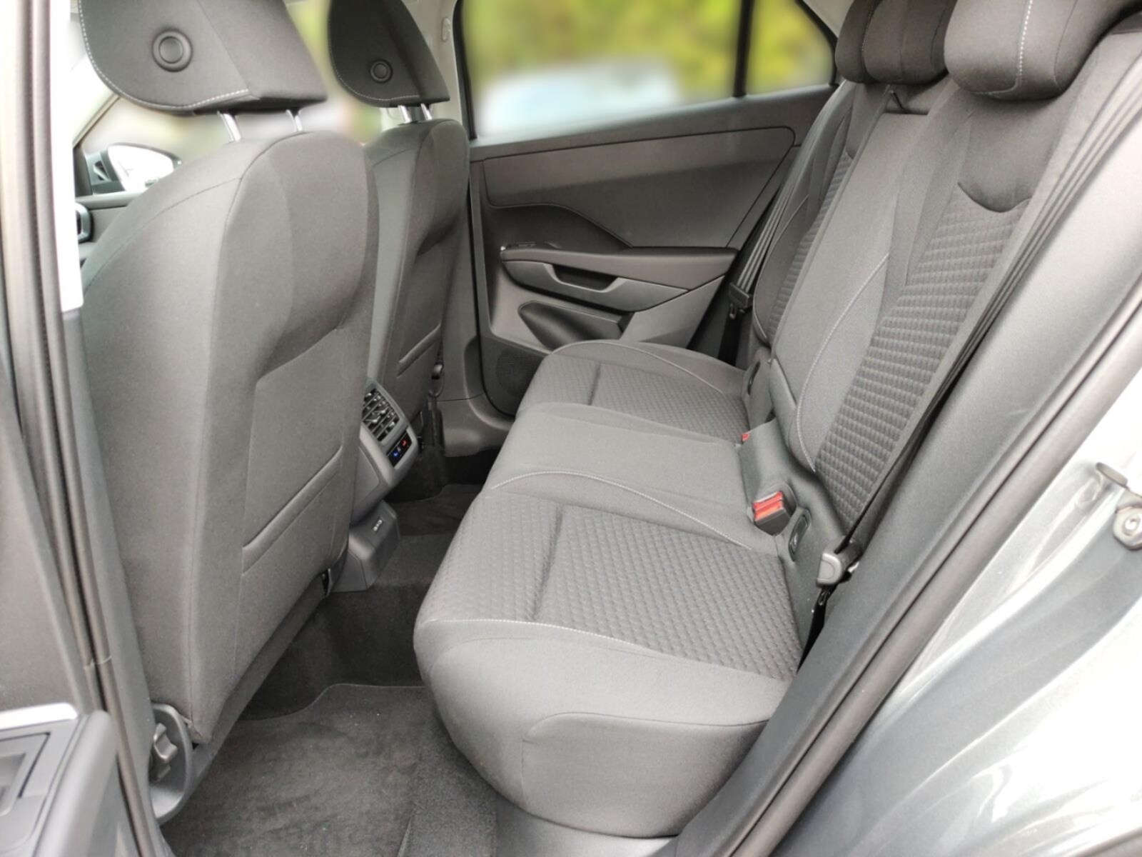 Volkswagen T-Roc – Bild 11