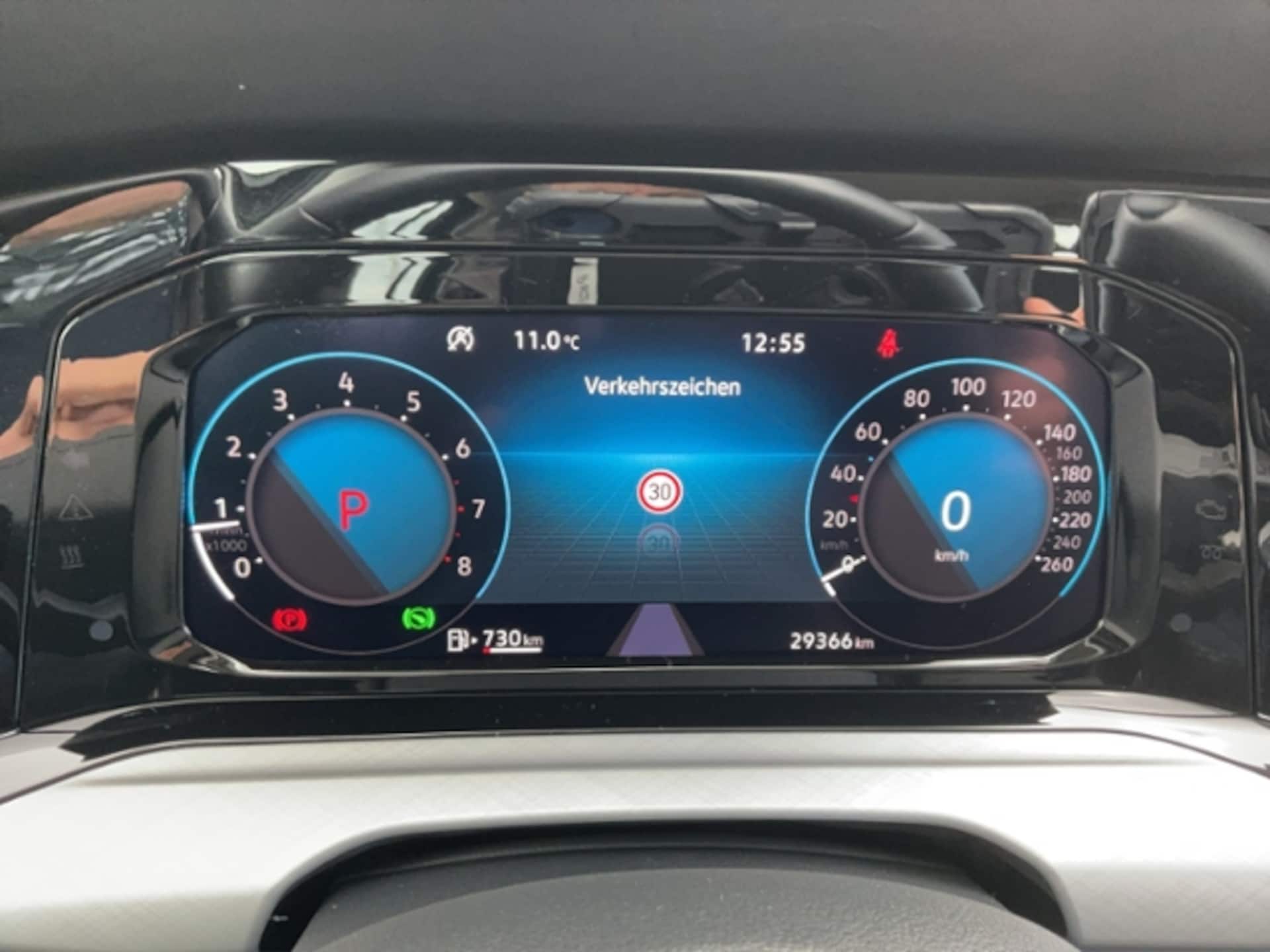 Volkswagen Golf Variant Life