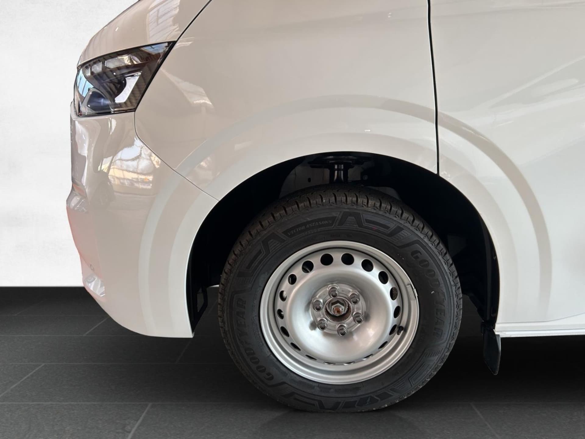 Volkswagen Transporter Kasten kurzer Radstand
