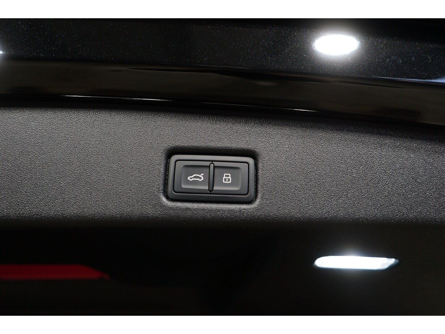Bild über Audi Q5 SUV TDI quattro 150 kW S tronic - für weitere Informationen kontaktieren Sie den Audi Partner
