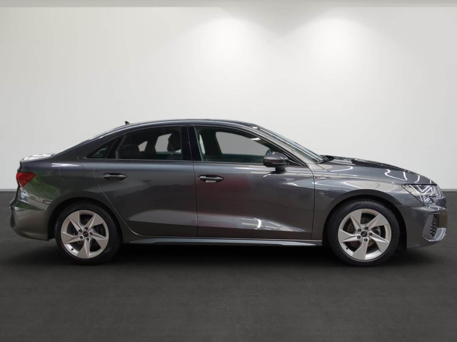 Audi A3 Limousine S line