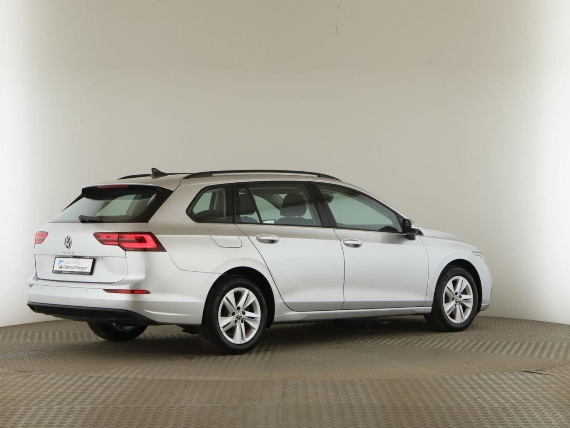 Volkswagen Golf Variant Life