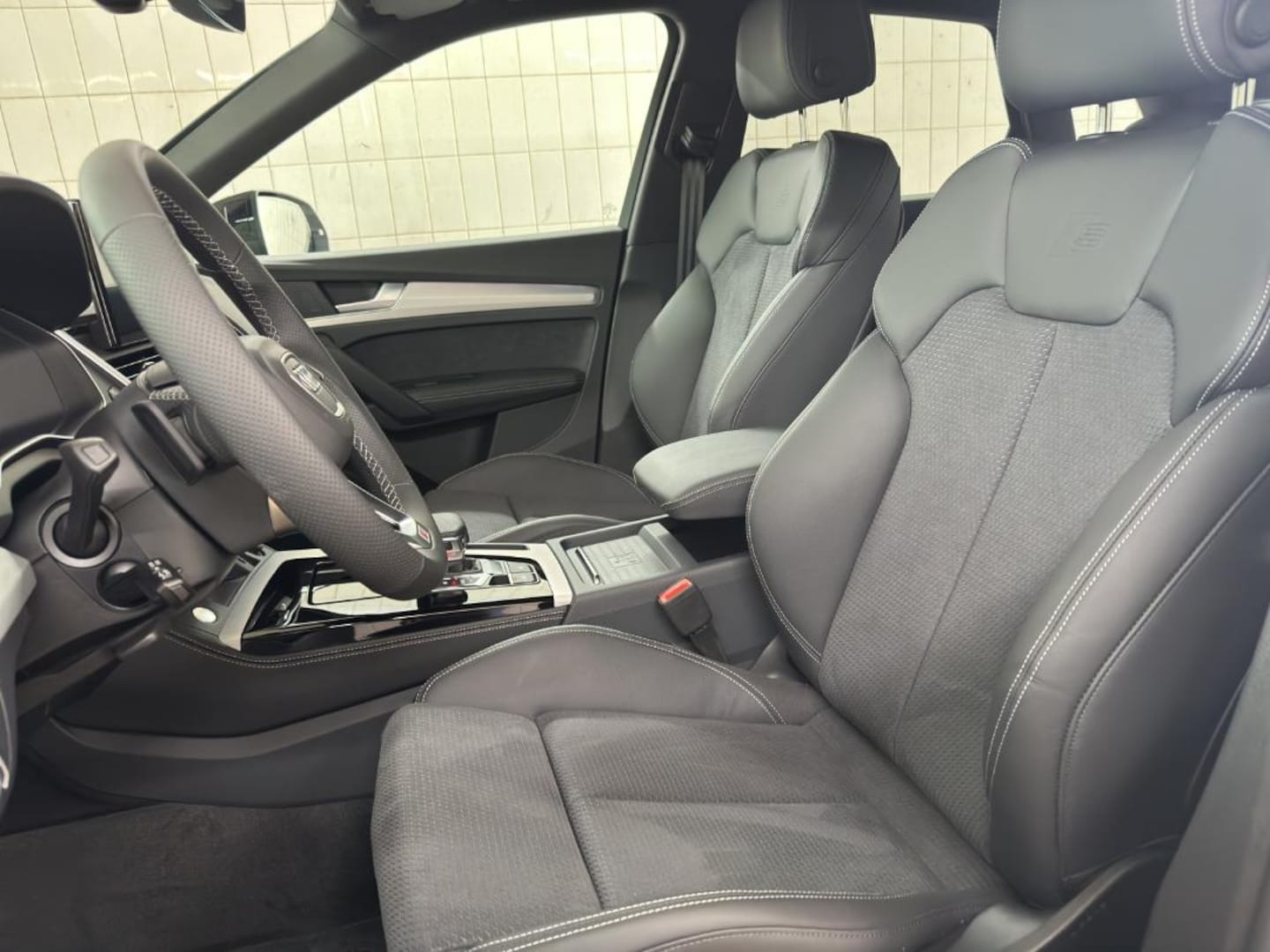Bild über Audi Q5 40 TDI quattro S tronic - für weitere Informationen kontaktieren Sie den Audi Partner