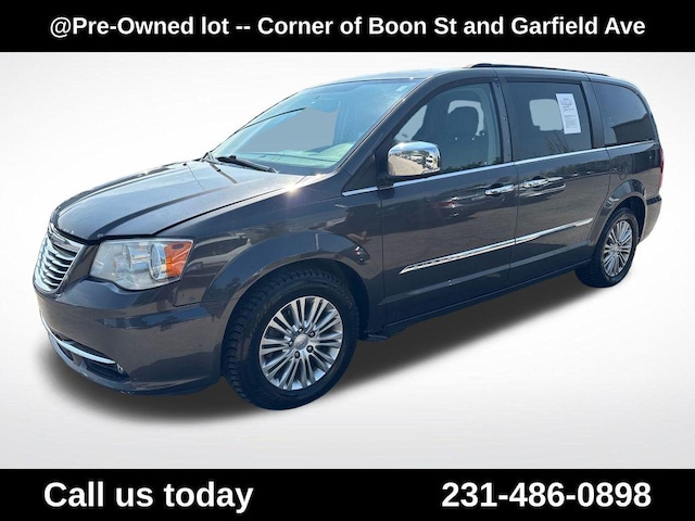 2016 Chrysler Town & Country
