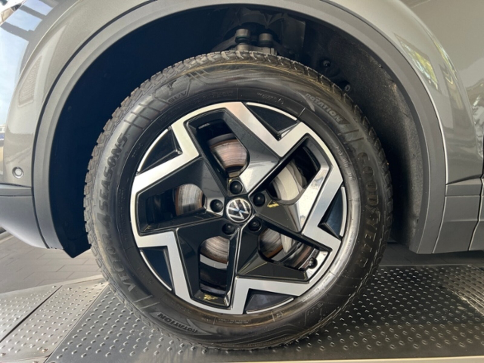 Volkswagen Touareg – Bild 5