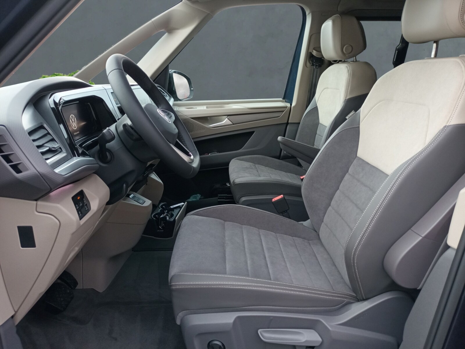 Volkswagen Multivan Langversion – Bild 8