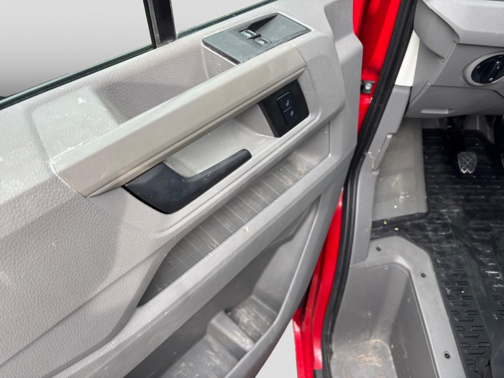 Volkswagen Crafter Doppelkabine mittlerer Radstand