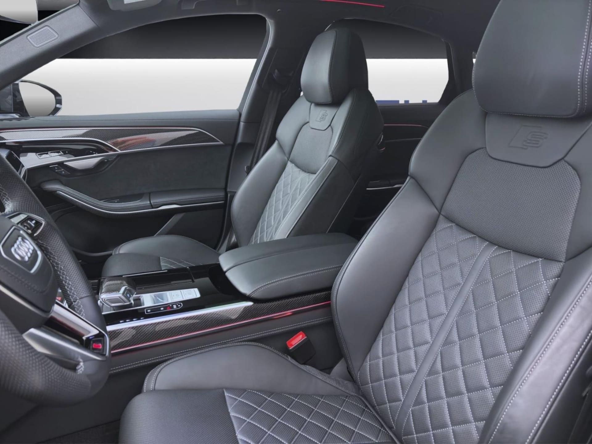 Audi S8
